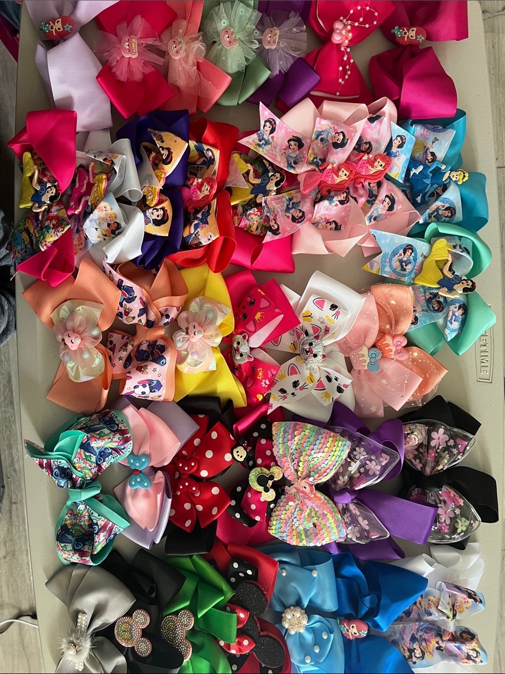 Lazos de niña